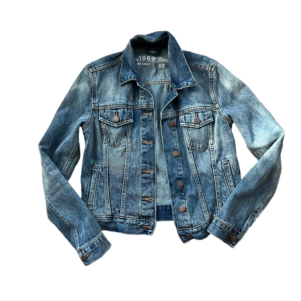 GAP 1969 Jean Jacket Size XS distressed denim western cowgirl